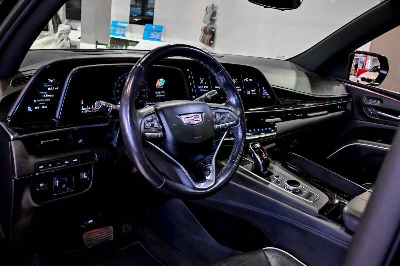 2022 Cadillac Escalade ESV Sport