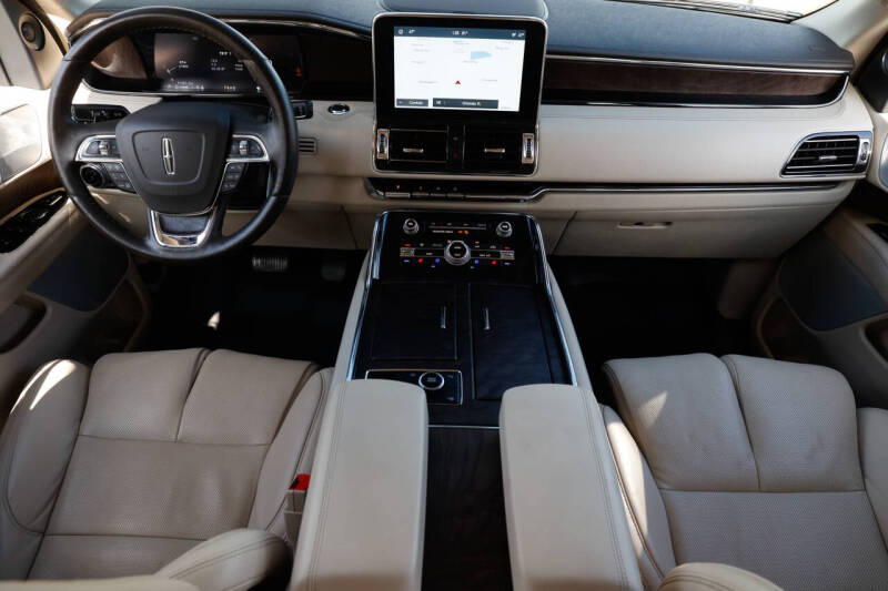 2021 Lincoln Navigator L Reserve