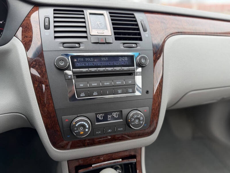 2007 Cadillac DTS Luxury I