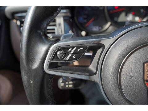 2020 Porsche Macan