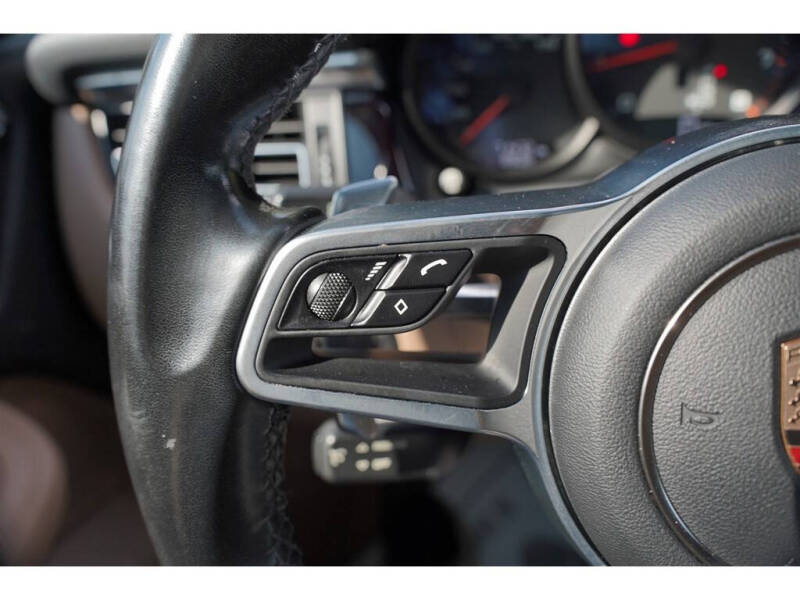 2020 Porsche Macan