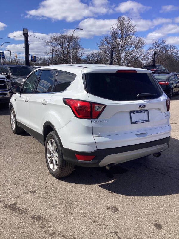 2019 Ford Escape SE