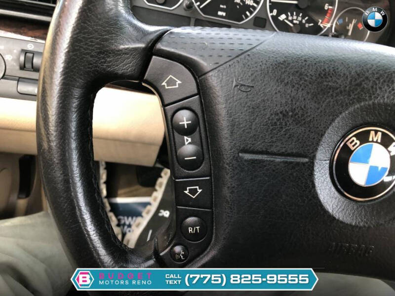 2002 BMW 3 Series 330xi