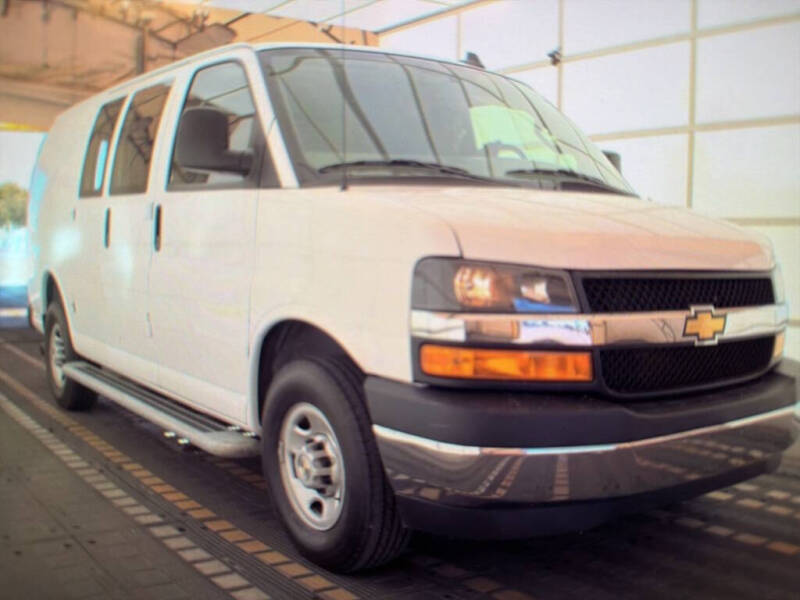 2024 Chevrolet Express 2500