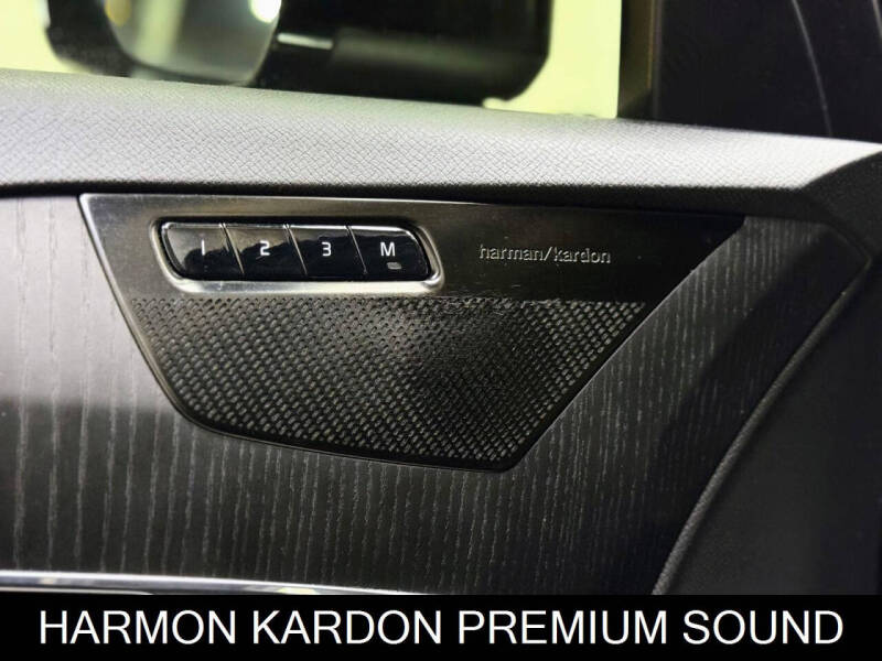 2020 Volvo XC90 T5 Momentum