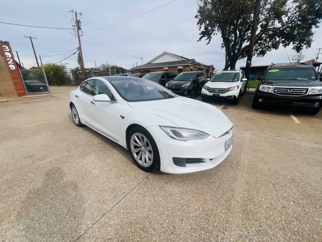 2016 Tesla Model S for sale at Drive Way Autos in Garland, TX