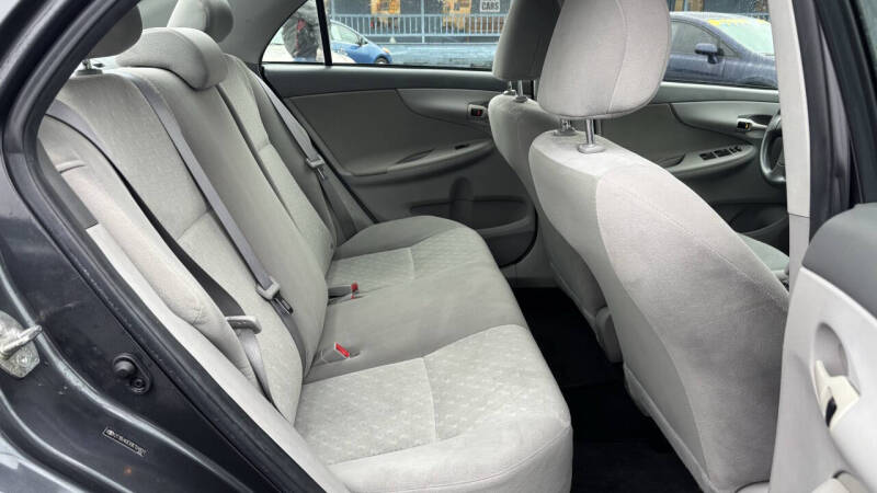 2009 Toyota Corolla LE