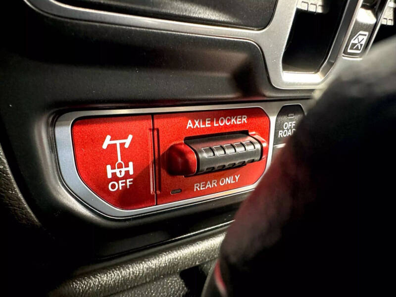 2024 Jeep Gladiator Willys