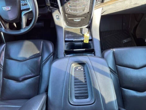 2018 Cadillac Escalade Platinum