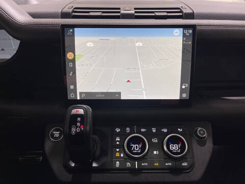 2022 Land Rover Defender 110 V8