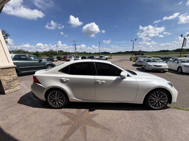 2017 Lexus IS 300