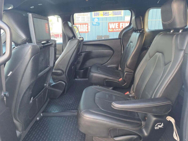 2019 Chrysler Pacifica Touring L Plus