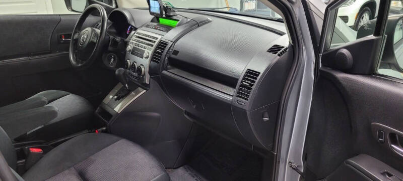 2010 Mazda MAZDA5 Sport