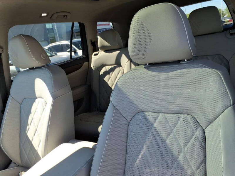 2026 Volkswagen Atlas SEL Premium R-Line 4Motion