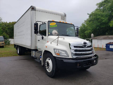 2013 Hino 338