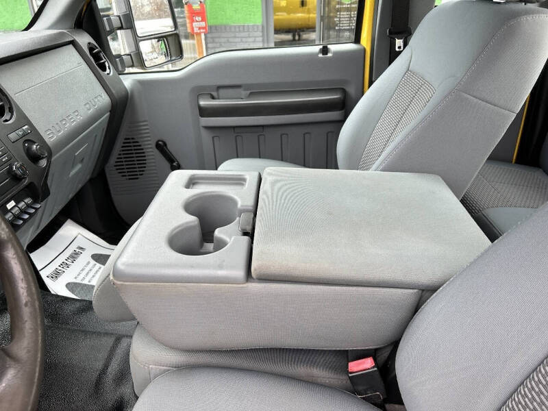 2011 Ford F-350 Super Duty XL