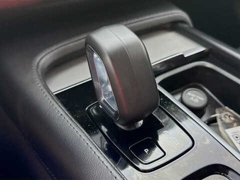 2025 Volvo XC90 B5 Core Bright Theme