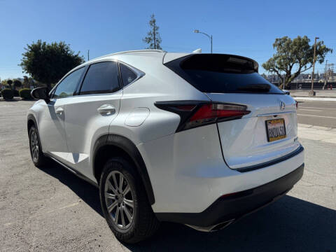 2017 Lexus NX 200t