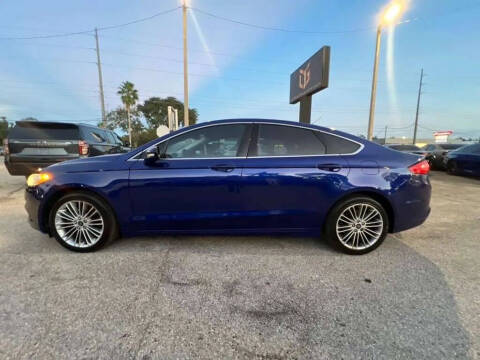 2014 Ford Fusion SE