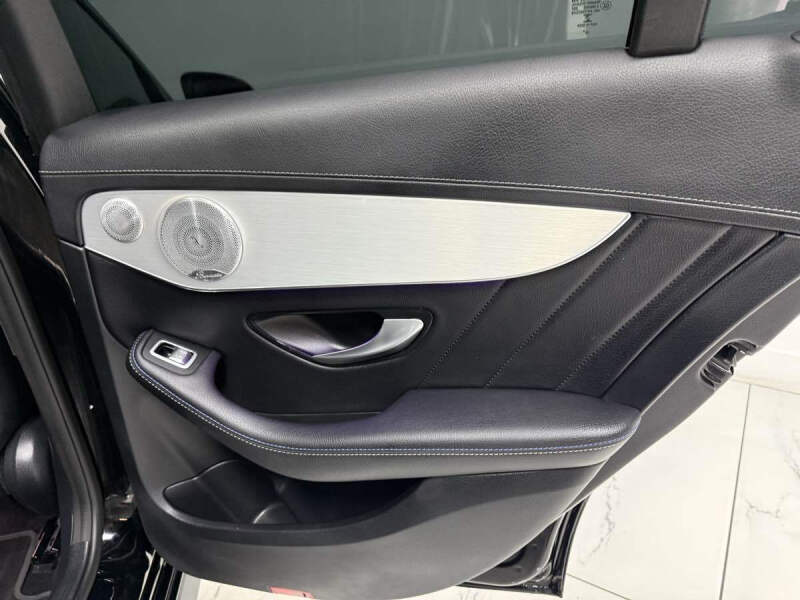 2021 Mercedes-Benz C-Class C 300