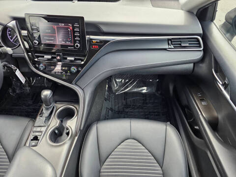 2022 Toyota Camry SE Nightshade