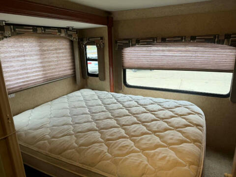 2012 Forest River FORESTER 3011DS