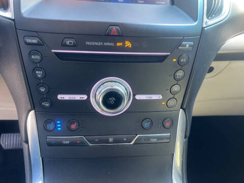 2019 Ford Edge Titanium