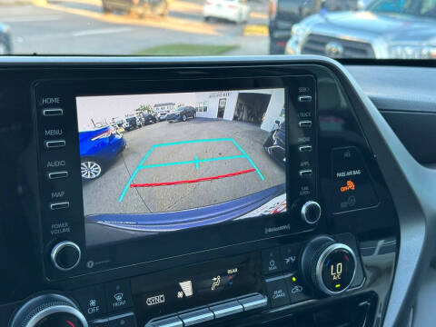 2020 Toyota Highlander L