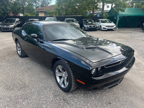 2019 Dodge Challenger SXT