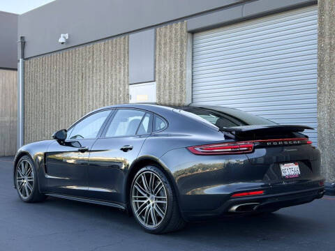 2019 Porsche Panamera