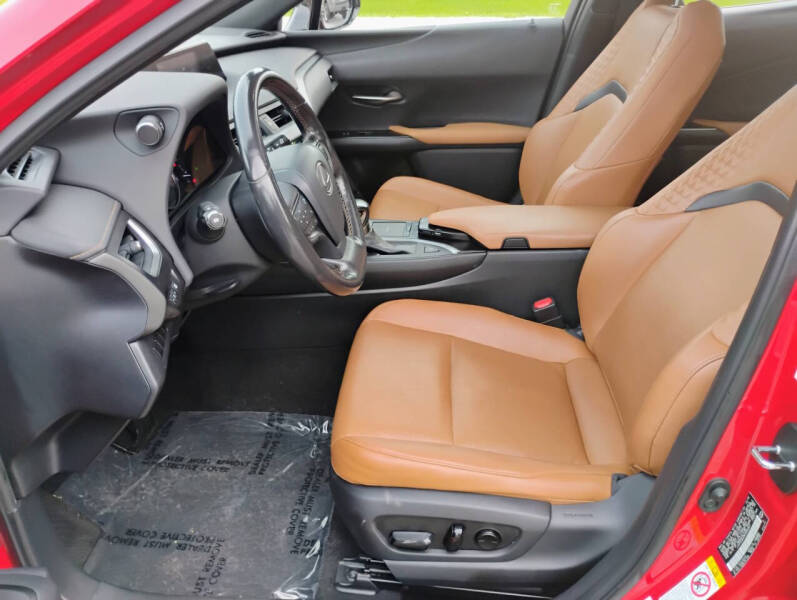 2019 Lexus UX 200