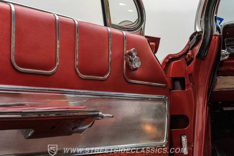 1961 Oldsmobile Starfire