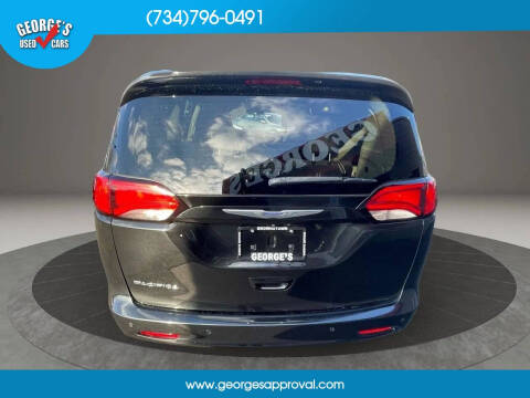 2019 Chrysler Pacifica Touring