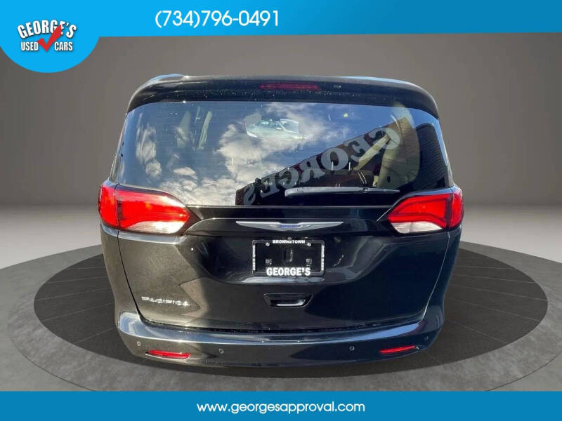 2019 Chrysler Pacifica Touring
