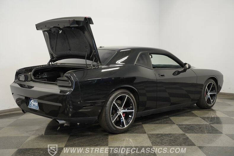 2010 Dodge Challenger SRT8