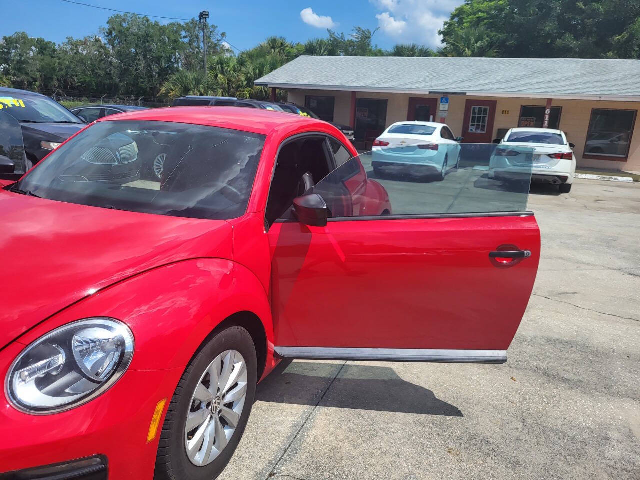 2017 Volkswagen Beetle for sale at FAMILY AUTO BROKERS in Longwood, FL