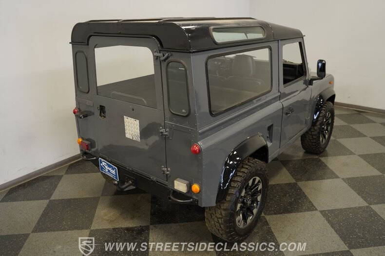 1987 Land Rover Defender