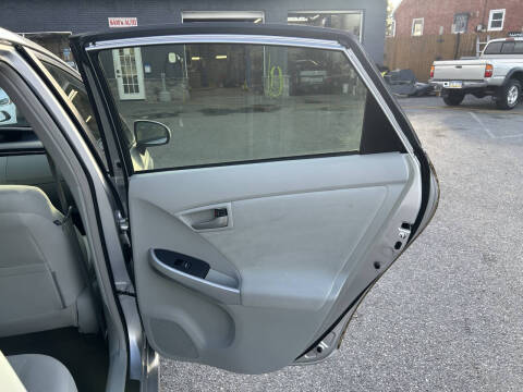 2012 Toyota Prius Two