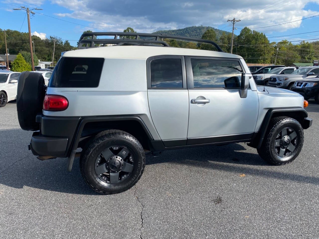 2008 Toyota FJ Cruiser for sale at Driven Pre-Owned in Lenoir, NC