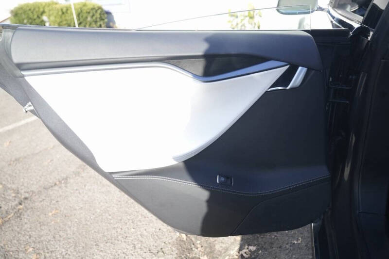 2021 Tesla Model S Long Range Plus