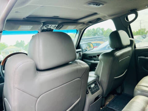 2003 Cadillac Escalade