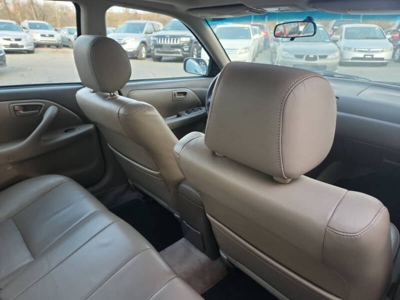 1998 Toyota Camry XLE photo 17