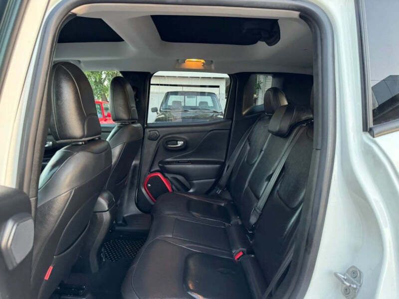 2017 Jeep Renegade Trailhawk