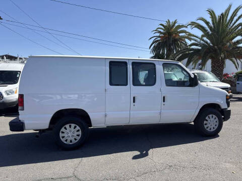 2010 Ford E-Series E-250