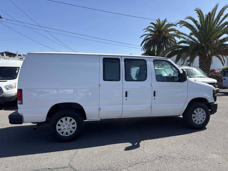 2010 Ford E-Series E-250