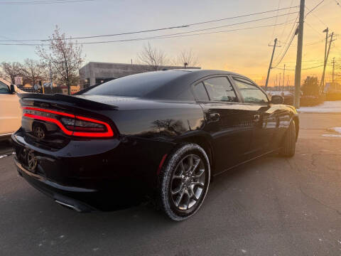 2017 Dodge Charger SE