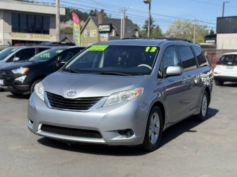 2013 Toyota Sienna
