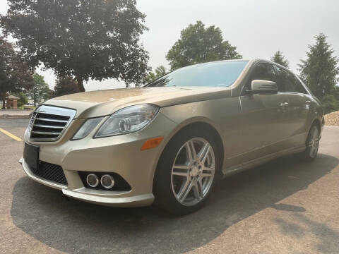 2010 Mercedes-Benz E-Class for sale at Minnix Auto Sales LLC in Cuyahoga Falls OH