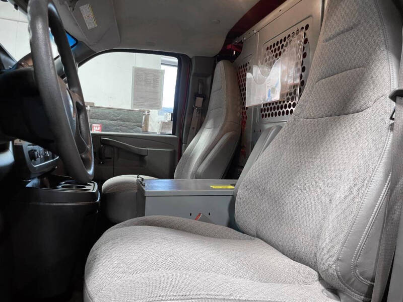 2018 Chevrolet Express 2500
