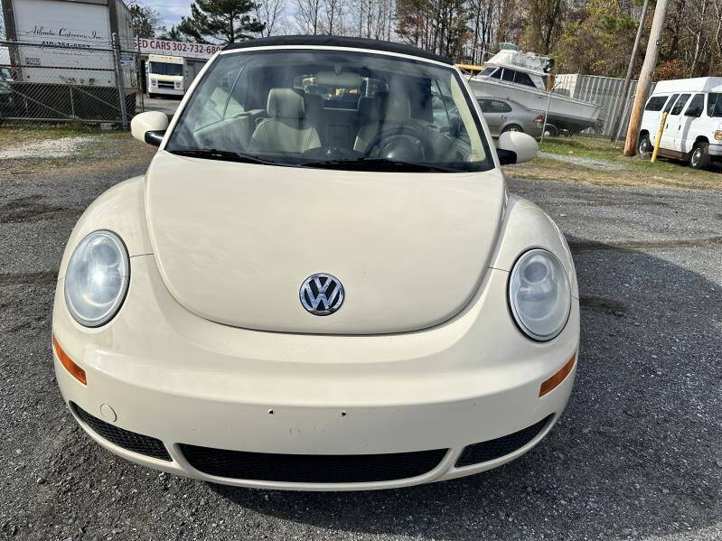 2008 Volkswagen New Beetle S photo 24